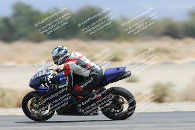 media/May-05-2025-Moto Forza (Mon) [[3c1838c5e5]]/2-B Group/Session 3 (Panning Test Turn 14 Inside)/